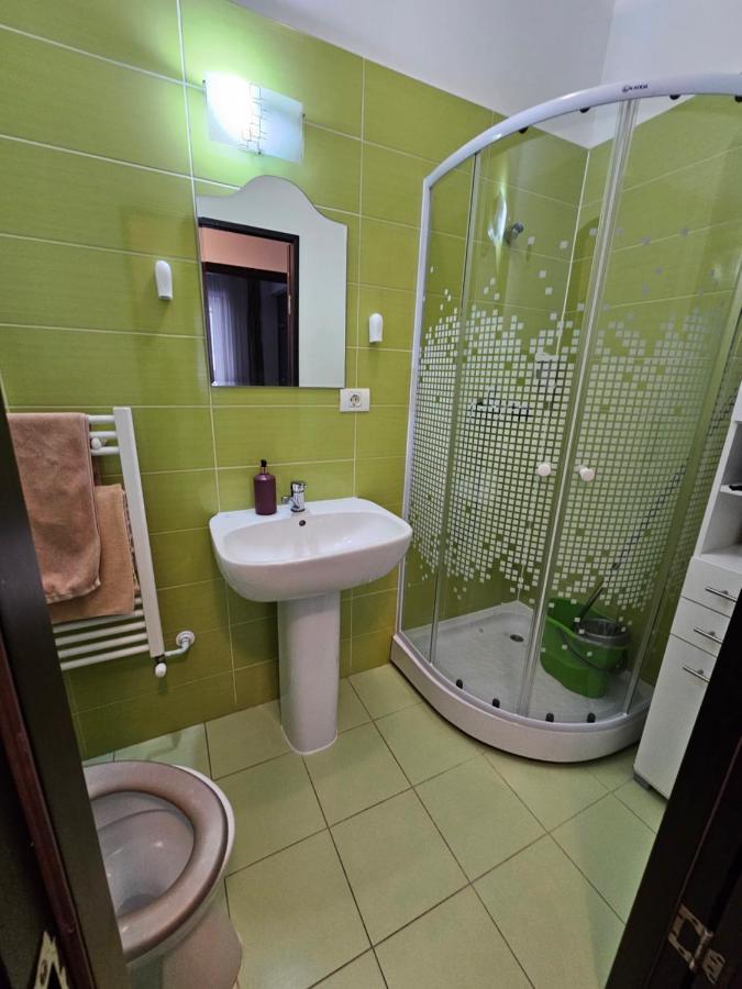 Appartamento Amg Apartament Braşov Esterno foto